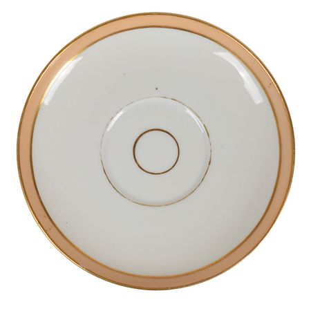 Lot #157 Abraham Lincoln: A saucer from the Lincolns' 'buff' White House china - Image 1
