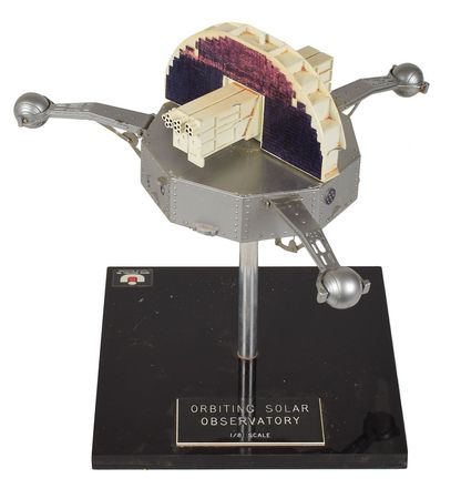 Lot #354 Orbiting Solar Observatory Model: Vintage model of NASA's Orbiting Solar Observatory - Image 1