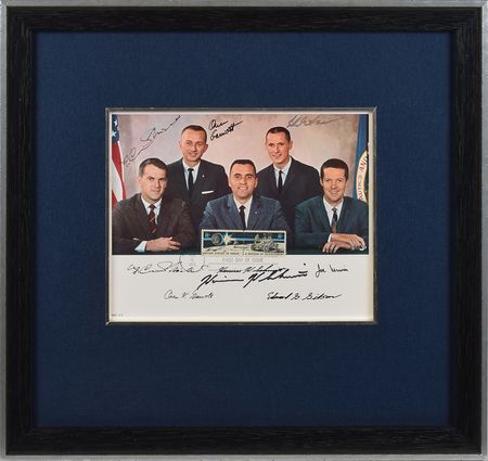Lot #9151  NASA Astronaut Group 4 Signed Photograph - Image 1