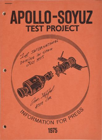 Lot #9203 NASA Group of (4) Books and Manuals - Image 1