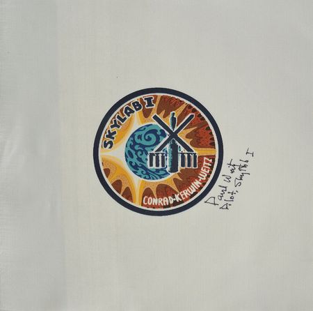 Lot #9198 Paul Weitz's Group of (5) Signed Beta Cloths and Manual - Image 3