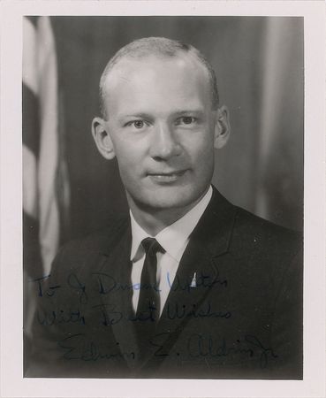 Lot #9036 Buzz Aldrin 1964 Handwritten Letter and Signed Photograph - Image 3