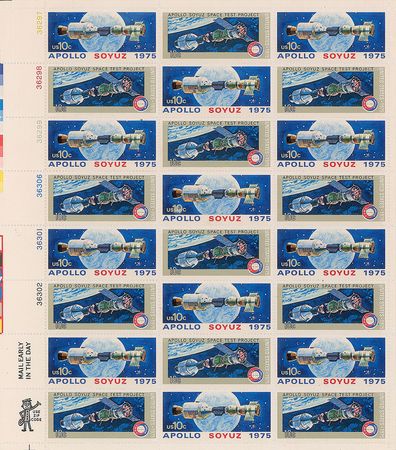 Lot #9140 Deke Slayton Set of (4) Signed Items - Image 7