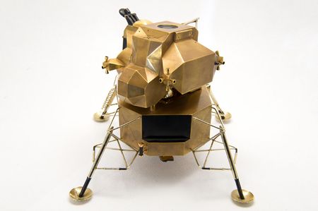 Lot #9157 Buzz Aldrin's Apollo 11 Cartier Solid Gold Lunar Module Replica - Image 18
