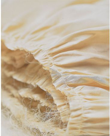 Lot #44 Princess Diana: Beautiful fabric from a bridesmaid's skirt - Image 3