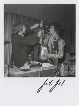 Lot #678 Jimi Hendrix: The Experience play Hamburg's Star-Club - Image 4