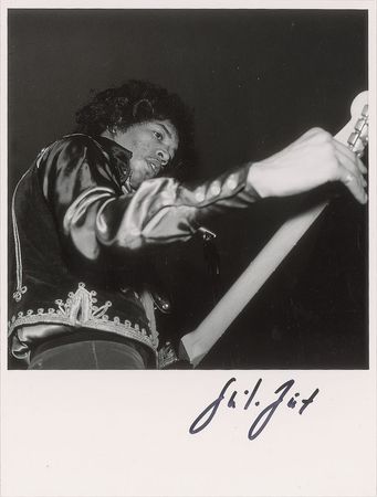 Lot #678 Jimi Hendrix: The Experience play Hamburg's Star-Club - Image 7