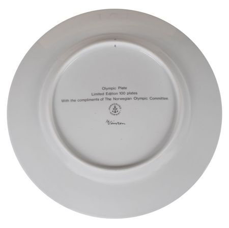 Lot #3115  Lillehammer 1994 Winter Olympics Set of (5) Limited Edition Plates - Image 6