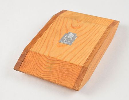 Lot #3114  Lillehammer 1994 Winter Olympics Copper Participation Medal - Image 3