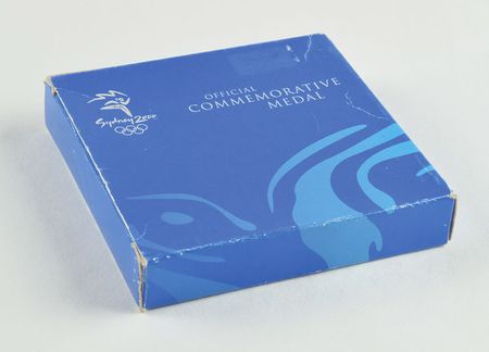 Lot #919  Sydney 2000 Summer Olympics Participation Medal - Image 4