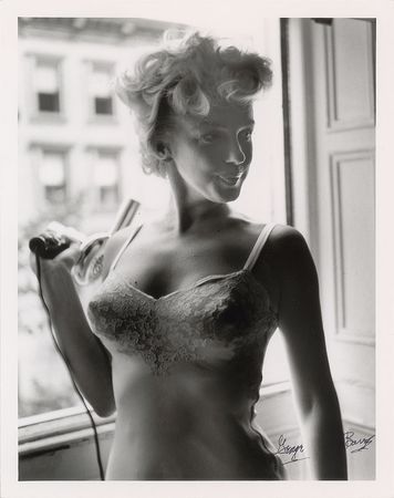 Lot #792 Marilyn Monroe Photograph - Image 1