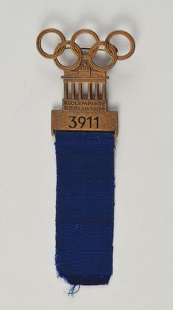 Lot #892 Berlin 1936 Summer Olympics Swimming Participation Badge Participation Badge - Image 1