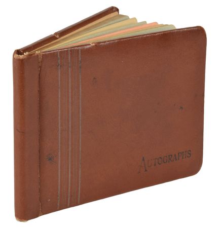Lot #852 Baseball: 1940s: Hornsby, DiMaggio, and Dizzy highlight a '40s autograph book - Image 4