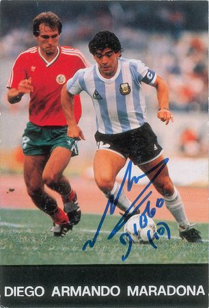Lot #891 Pele and Diego Maradona Signed Photographs - Image 1