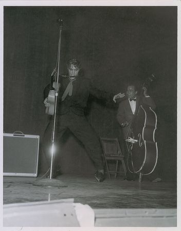 Lot #5064 Elvis Presley Group of Photographs - Image 1