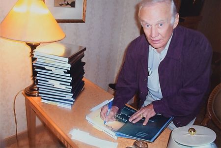 Lot #480 Buzz Aldrin - Image 2