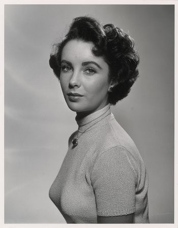 Lot #862 Elizabeth Taylor Photograph - Image 1