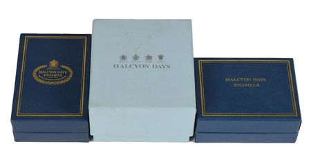 Lot #654 William Shakespeare Enamel Boxes - Image 9