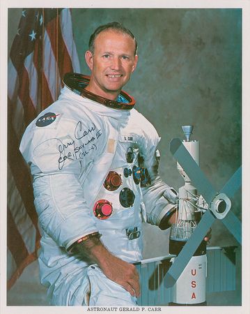 Lot #6639  Skylab 4 Set of (4) Signed Photographs - Image 2