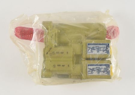 Lot #6683  Space Shuttle Radiator Panel Drive Actuator - Image 3