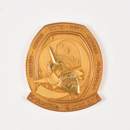 Lot #6708  STS-9 Flown 10K Gold Robbins Medal - Image 3