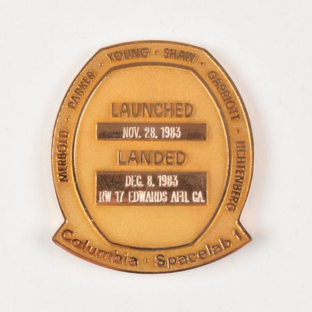 Lot #6708  STS-9 Flown 10K Gold Robbins Medal - Image 4