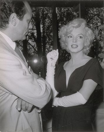 Lot #979 Marilyn Monroe Photograph - Image 1
