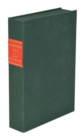 Lot #10 Ray Bradbury: 