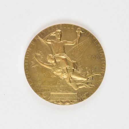 Lot #9512  Paris 1900 Exposition Universelle Gilt Bronze Award Medal - Image 1