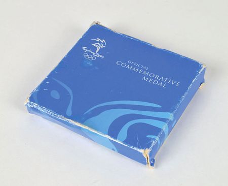 Lot #3184  Sydney 2000 Summer Olympics Participation Medal - Image 3