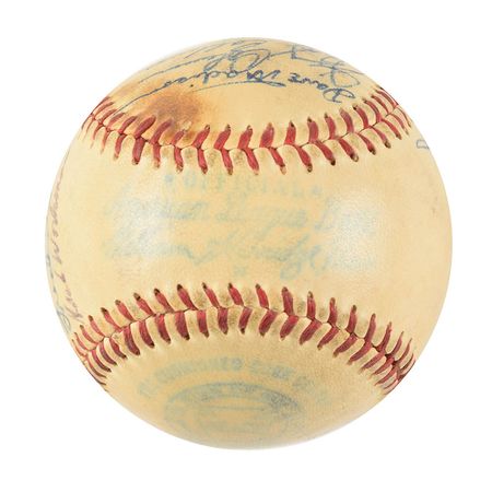 Lot #9300  NY Yankees 1940-50s Collection of (4) Team Signed Baseballs - Image 4