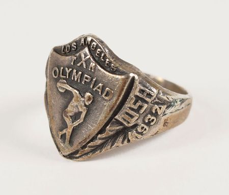 Lot #9550  Los Angeles 1932 Summer Olympics Ring - Image 1