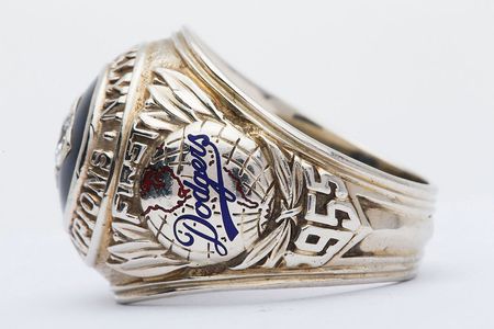 Lot #9407  1955 Brooklyn Dodgers World Championship Ring - Image 6