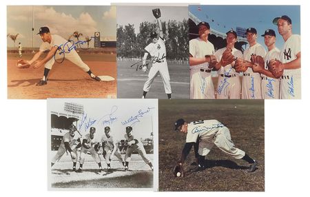 Lot #9314  NY Yankees Signed Photographs - Image 2