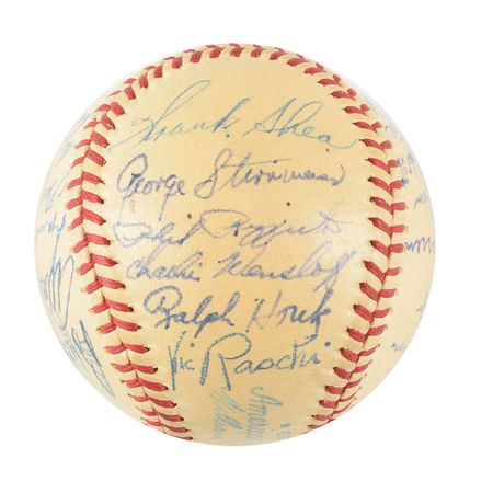Lot #9302  NY Yankees 1947 Team-Signed Baseball - Image 4