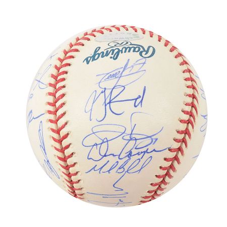 Lot #9348  Chicago White Sox 2005 World Series Champions Team-Signed Baseball with 26 Signatures - Image 3