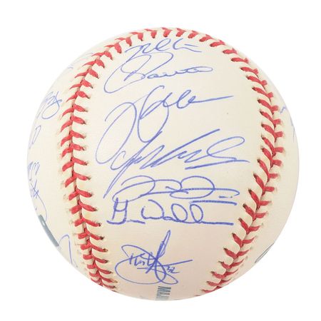 Lot #9348  Chicago White Sox 2005 World Series Champions Team-Signed Baseball with 26 Signatures - Image 4