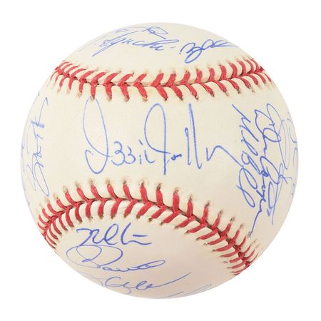 Lot #9348  Chicago White Sox 2005 World Series Champions Team-Signed Baseball with 26 Signatures - Image 5