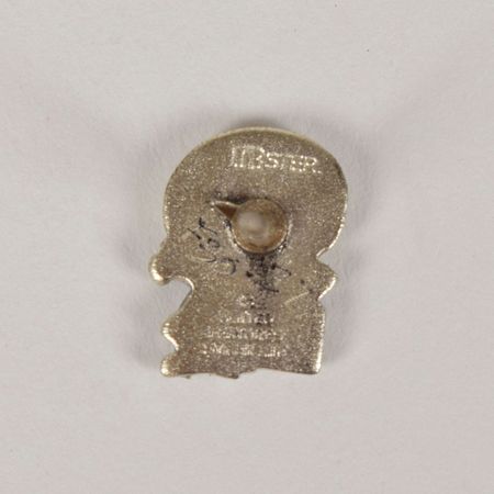 Lot #192 STS-27 Flown Silver Snoopy Pin: Shuttle-flown 'Silver Snoopy' award for a skilled Rockwell machinist - Image 5