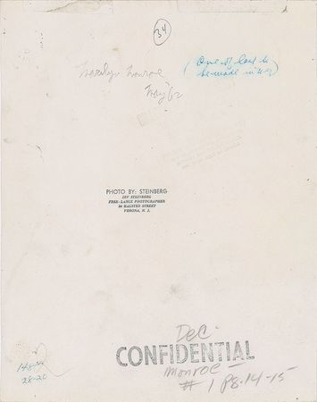 Lot #924 Marilyn Monroe Photograph - Image 2