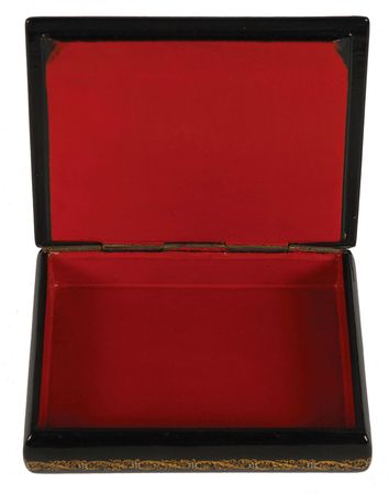 Lot #292 Ronald Reagan: Brilliant Palekh lacquer box used by the Reagans at the White House - Image 2