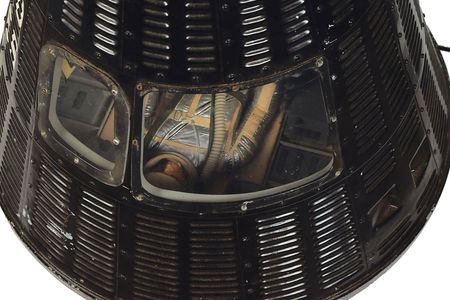 Lot #173 Mercury Redstone Capsule: Massive display model of the iconic Mercury capsule - Image 3