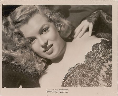 Lot #931 Marilyn Monroe Photograph - Image 1