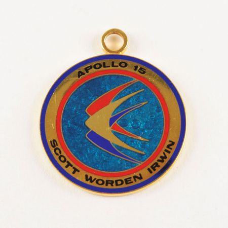 Lot #110 Dave Scott's Apollo 15 Gold Medallion Medallion - Image 1