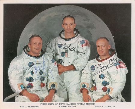 Lot #480 Apollo 11: Superb uninscribed mid-70s Apollo 11 crew litho - Image 1