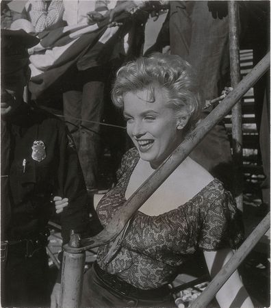 Lot #904 Marilyn Monroe Photograph - Image 1