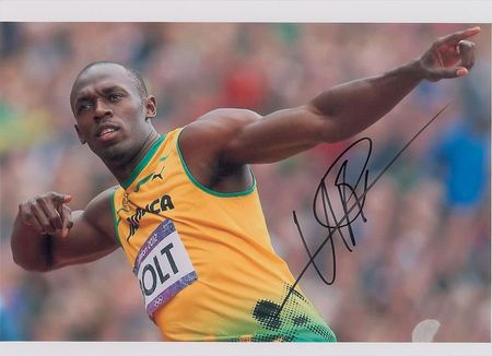 Lot #1067 Usain Bolt Signed Photographs - Image 2