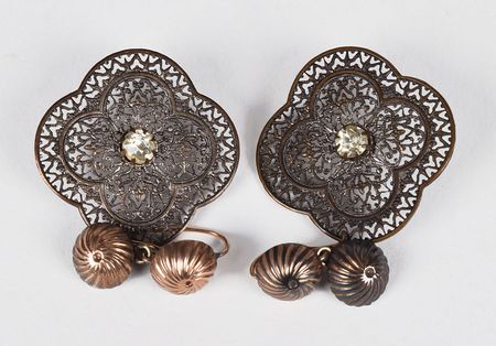 Lot #75 Henry Dearborn: Buttons from the waistcoat of General Dearborn, with accompanying 1814 letter to his son - Image 1