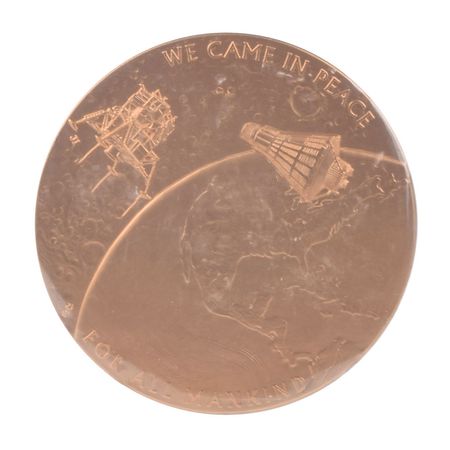 Lot #506 Apollo 11 Coin - Image 1