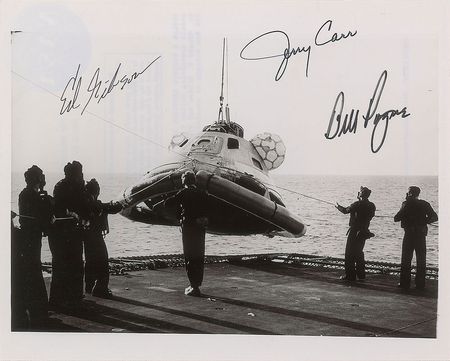 Lot #550 Skylab 3 and 4 Signed Photographs - Image 2